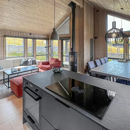 Prázdninový dům Cozy In With House A Mountain View Svingvoll