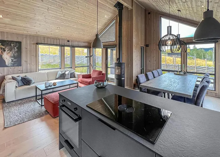 בית נופש Cozy In With House A Mountain View Svingvoll