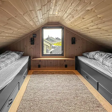 Feriehus Cozy In With House A Mountain View Svingvoll