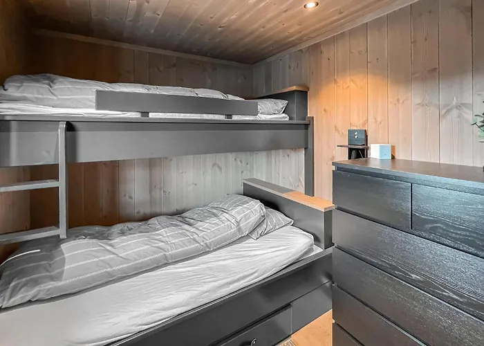 Feriehus Cozy In With House A Mountain View *